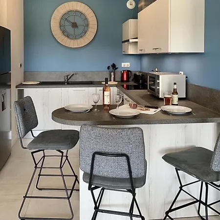 Lejlighedshotel T3 4 Etoiles 4/6 Personnes Vecchio 4*